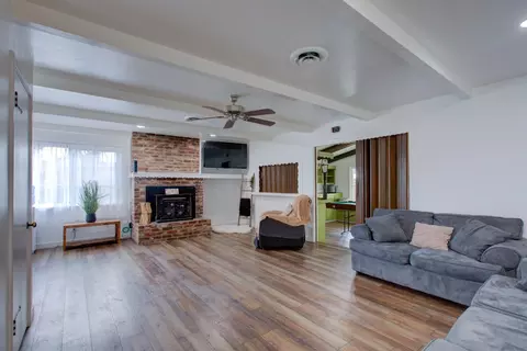 Living - 1156 North Ave, Gustine, CA 95322 photo 1 of 3