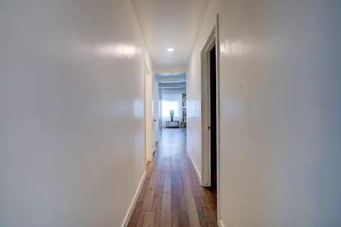 Entry Way - 1156 North Ave, Gustine, CA 95322 photo 4 of 4