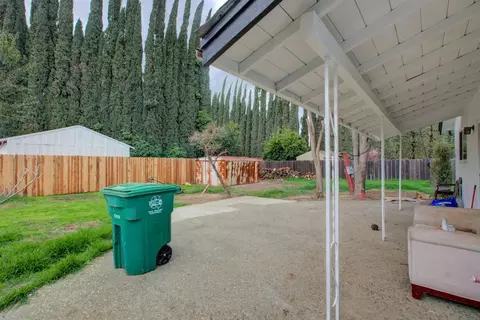 Exterior - 1156 North Ave, Gustine, CA 95322 photo 6 of 8