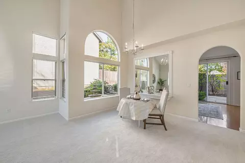 104 Larkin Cir, Folsom, CA 95630 photo 8
