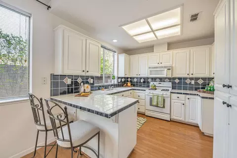 104 Larkin Cir, Folsom, CA 95630 photo 20