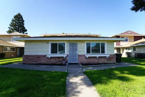 7464 Franklin Blvd #1, Sacramento, CA 95823