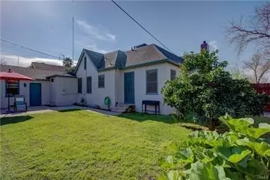 Exterior - 255 W 22 St, Merced, CA 95340 photo 3 of 11