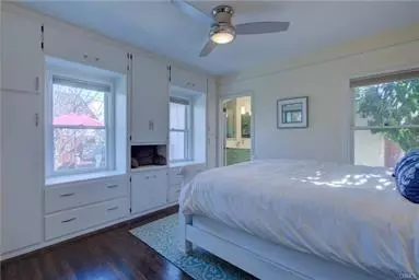 Bedroom - 255 W 22 St, Merced, CA 95340 photo 2 of 3