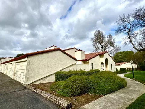 4848 El Cemonte Ave #1, Davis, CA 95618 photo 1