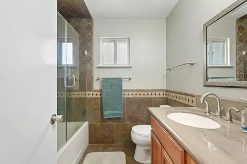Bath - 767 Arbor Way, Manteca, CA 95336 photo 1 of 3