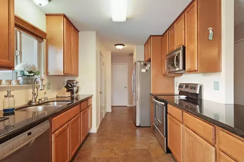Kitchen - 767 Arbor Way, Manteca, CA 95336 photo 1 of 2