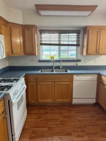 1914 17th St, Olivehurst, CA 95961 photo 4