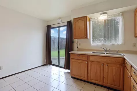 217 Dover Dr, Galt, CA 95632 photo 13
