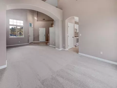 Living - 616 Rose Ave, Wheatland, CA 95692 photo 2 of 4