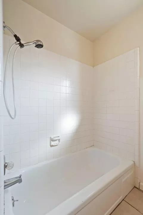 908 Bowen Ave, Modesto, CA 95350 photo 11