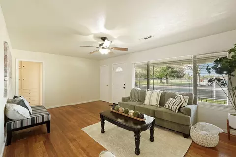 908 Bowen Ave, Modesto, CA 95350 photo 3