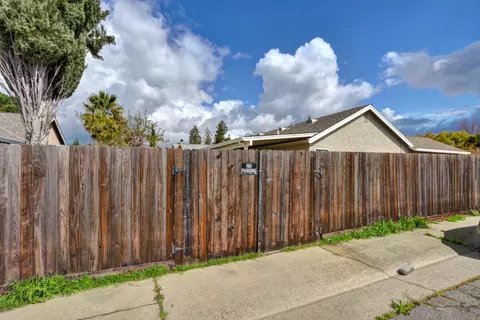 Exterior - 5349 Vichy Cir, Antelope, CA 95843 photo 8 of 10