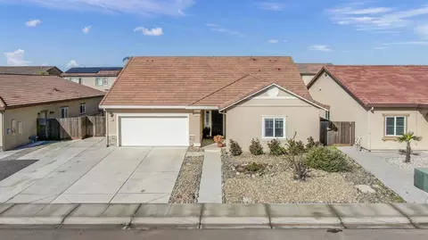 2327 Merlin Ln, Manteca, CA 95337 photo 2