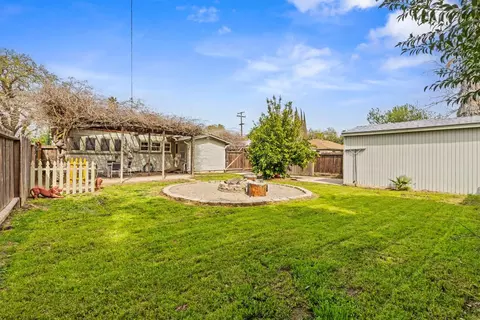 302 E Fairmont Ave, Modesto, CA 95354 photo 35