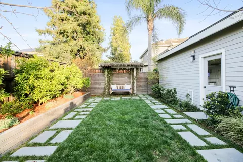 Exterior - 2145 Everglades Pl, Davis, CA 95616 photo 10 of 19