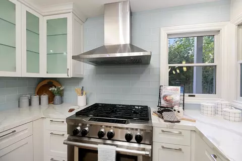 Kitchen - 2145 Everglades Pl, Davis, CA 95616 photo 7 of 9