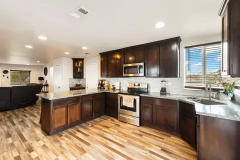 501 S Commons Rd, Turlock, CA 95380 photo 9