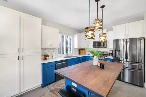 Kitchen - 495 Michelle Dr, Jackson, CA 95642 photo 2 of 6