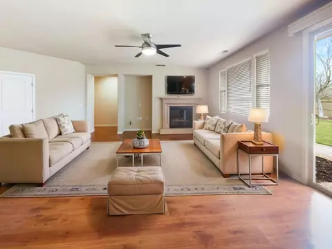 2099 Wallaby Ranch Way, Plumas Lake, CA 95961 photo 2