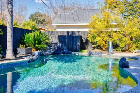 Exterior - 1333 Sycamore Ave, Modesto, CA 95350 photo 15 of 19