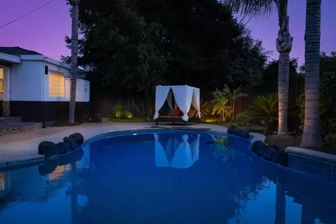 Exterior - 1333 Sycamore Ave, Modesto, CA 95350 photo 12 of 19