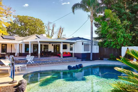 Exterior - 1333 Sycamore Ave, Modesto, CA 95350 photo 3 of 19