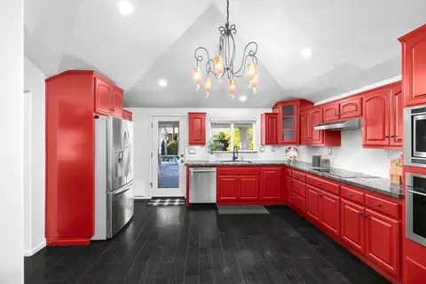 Kitchen - 1333 Sycamore Ave, Modesto, CA 95350 photo 1 of 3