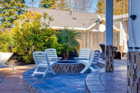 Exterior - 1333 Sycamore Ave, Modesto, CA 95350 photo 16 of 19