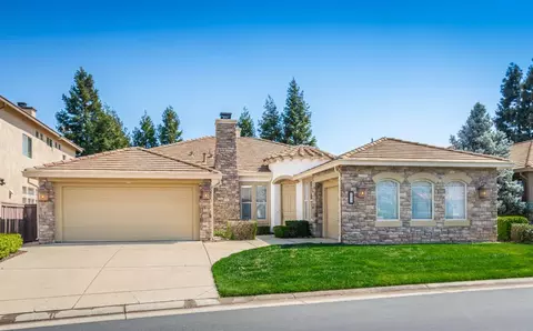 1672 Avondale Dr, Roseville, CA 95747