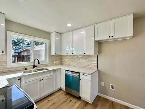 1404 Grape Ave, Modesto, CA 95350 photo 12