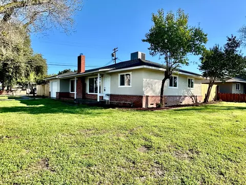 1404 Grape Ave, Modesto, CA 95350 photo 3