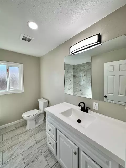 1404 Grape Ave, Modesto, CA 95350 photo 15