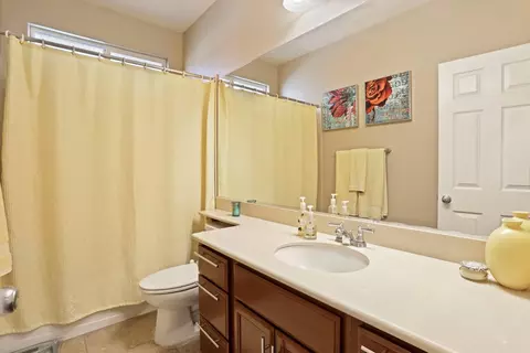1037 Shady Grove St, Manteca, CA 95336 photo 9