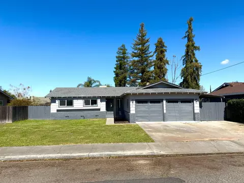 681 E Minnesota Ave, Turlock, CA 95382 photo 1