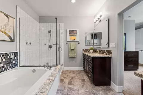 Bath - 619 Willow Ridge Ct, Folsom, CA 95630 photo 3 of 3