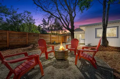 Exterior - 219 Lindo Ln, Davis, CA 95616 photo 13 of 16