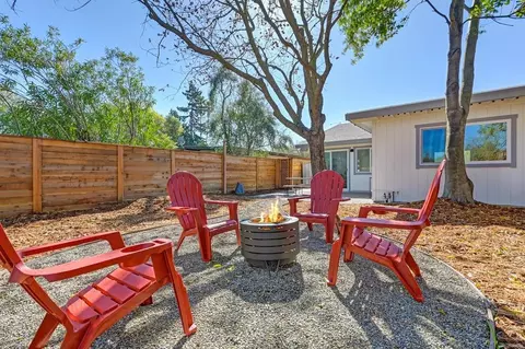 Exterior - 219 Lindo Ln, Davis, CA 95616 photo 12 of 16