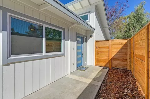 Exterior - 219 Lindo Ln, Davis, CA 95616 photo 2 of 16
