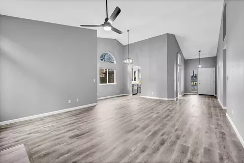 8450 Staghorn Ct, Antelope, CA 95843 photo 10