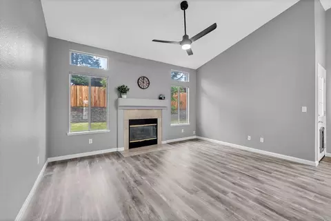 8450 Staghorn Ct, Antelope, CA 95843 photo 11