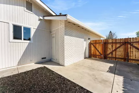 6525 Markley Way, Carmichael, CA 95608 photo 9