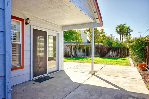 805 Edinburgh Dr, Modesto, CA 95350 photo 34