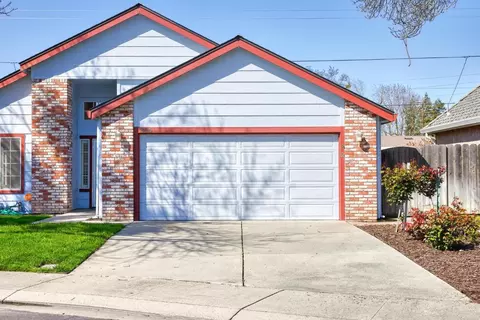 805 Edinburgh Dr, Modesto, CA 95350 photo 4