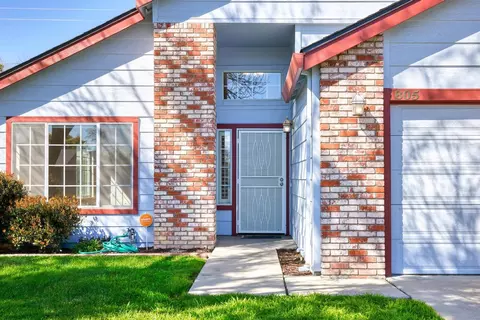 805 Edinburgh Dr, Modesto, CA 95350 photo 7