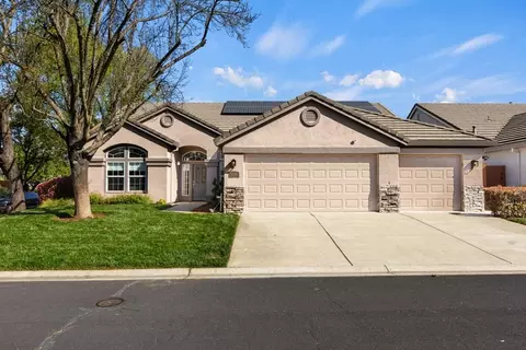 Exterior - 5136 Whisper Oaks Ln, Carmichael, CA 95608 photo 1 of 4