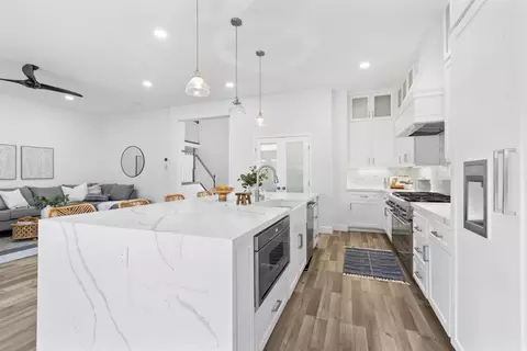 Kitchen - 5136 Whisper Oaks Ln, Carmichael, CA 95608 photo 2 of 4