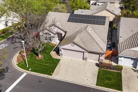 View/Area - 5136 Whisper Oaks Ln, Carmichael, CA 95608 photo 2 of 3