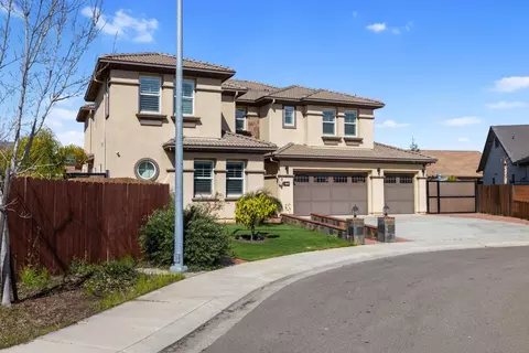 Exterior - 2385 Cava Pl, Manteca, CA 95337 photo 5 of 19