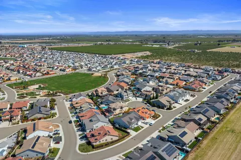 View/Area - 2385 Cava Pl, Manteca, CA 95337 photo 7 of 10